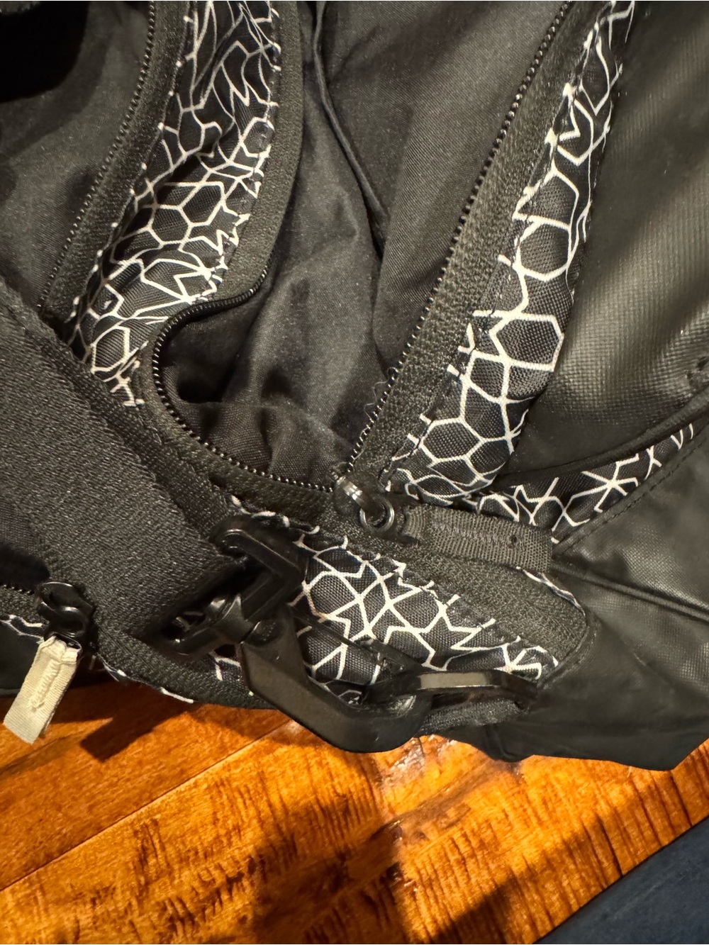 Nike Black and White Geometric Sport Duffel - Picture 9 of 10